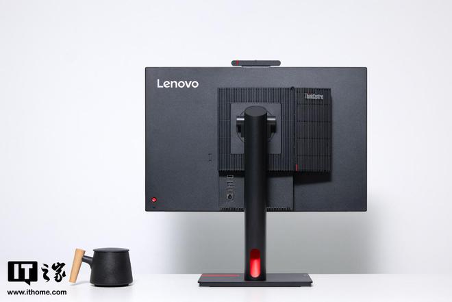 ThinkCentre M 大师台式机评测：形态设计巧妙软硬件定制实用(图6)